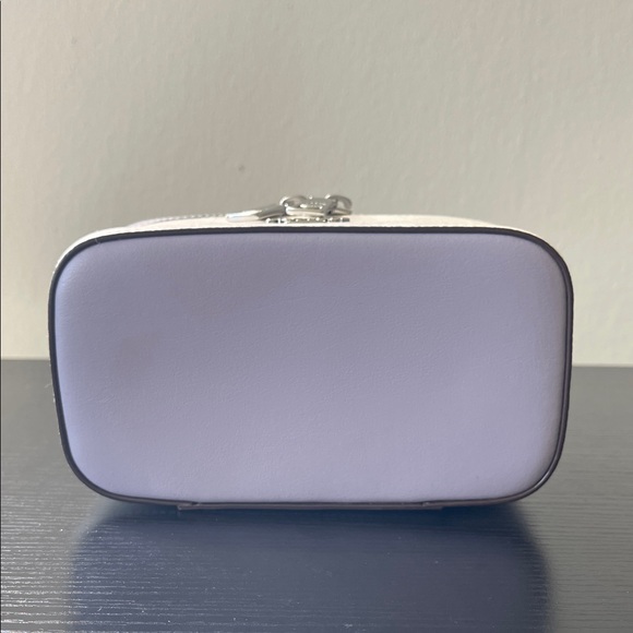 Coach | Train Case Crossbody in Signature Canvas - Picture 6 of 12